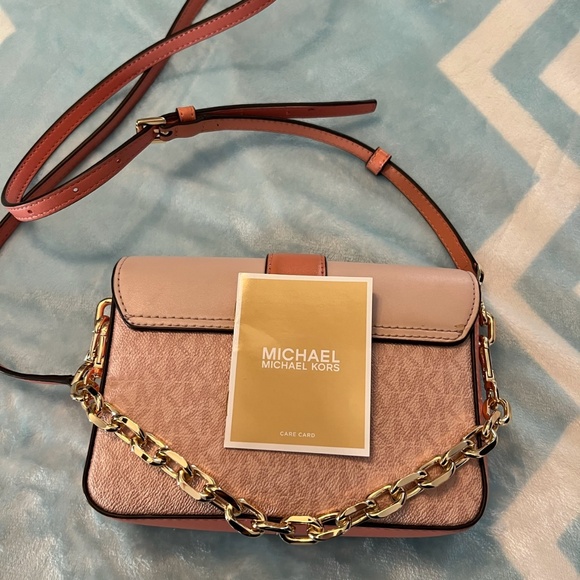 Michael Kors Crossbody - Picture 3 of 3